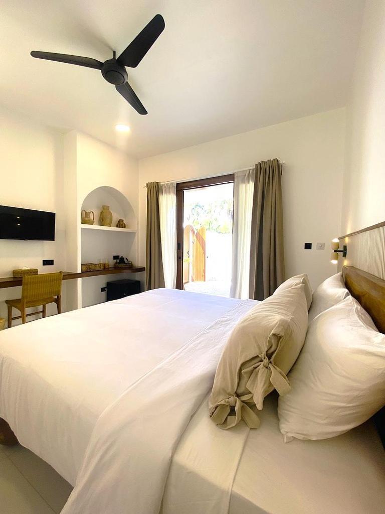 Isla Villas - Private Boutique Villas กีลีตราวางัน ภายนอก รูปภาพ