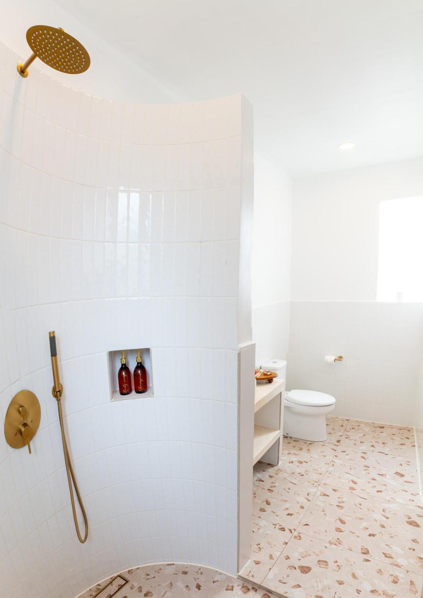 Isla Villas - Private Boutique Villas กีลีตราวางัน ภายนอก รูปภาพ